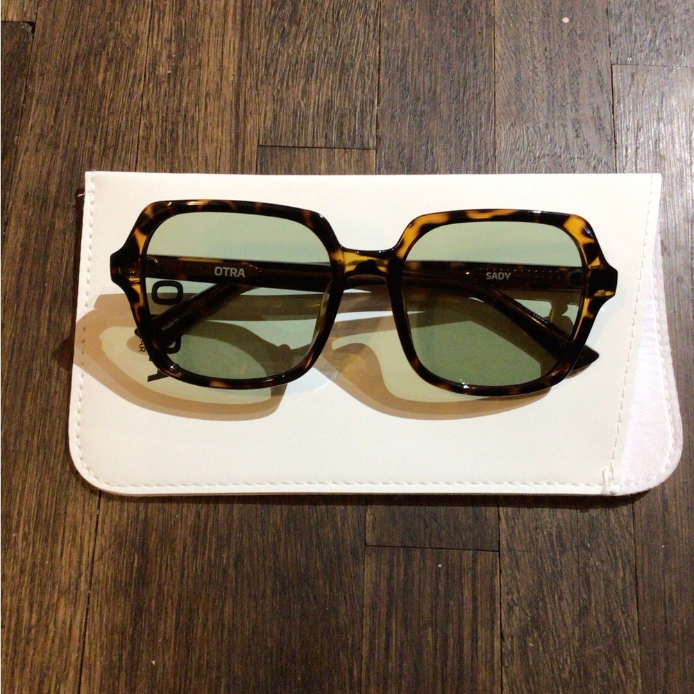 NEW! OTRA Sady tortoise sunglasses